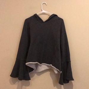 Cropped Bell sleeve sweatshirt